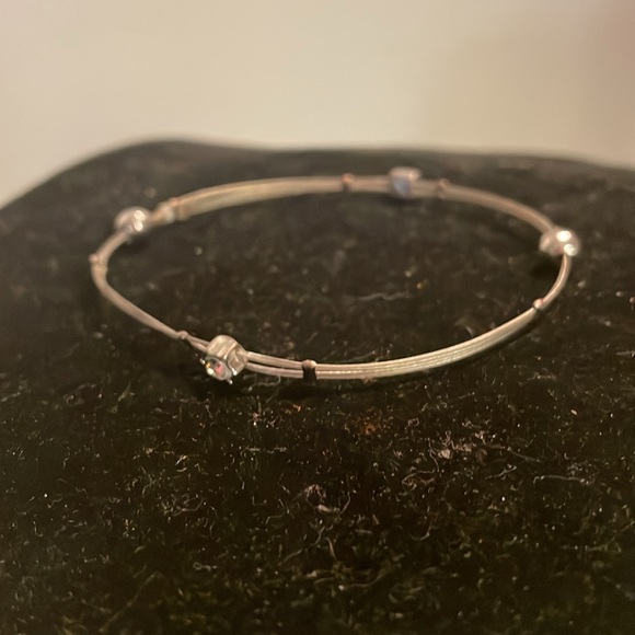 8” Minimalist silver tone stretch bracelet w/2 beads & 2 bezel set crystals - Picture 3 of 13